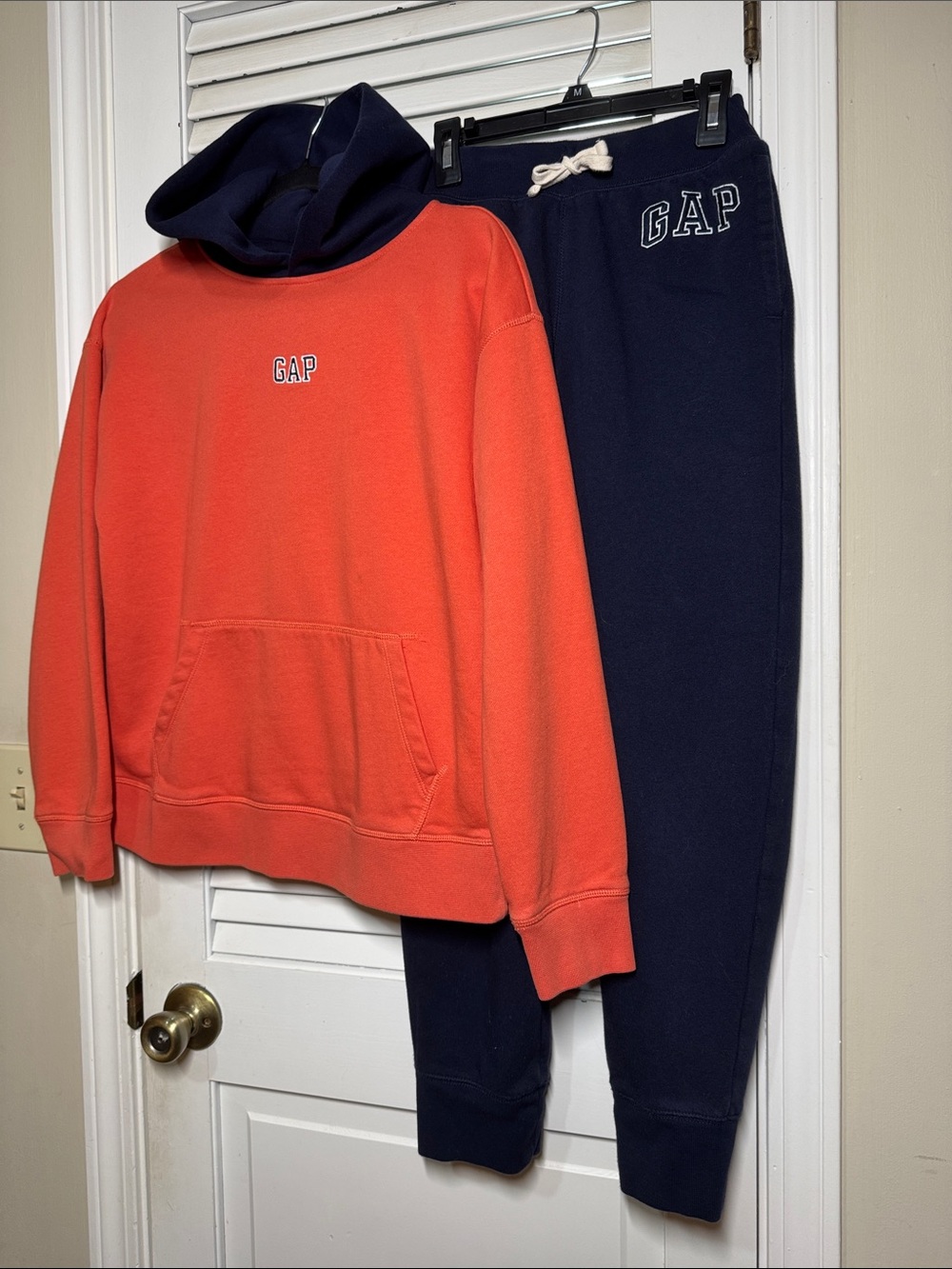 GAP Orange Hoodie with Navy Joggers Set. SIZE XXL. Like New.